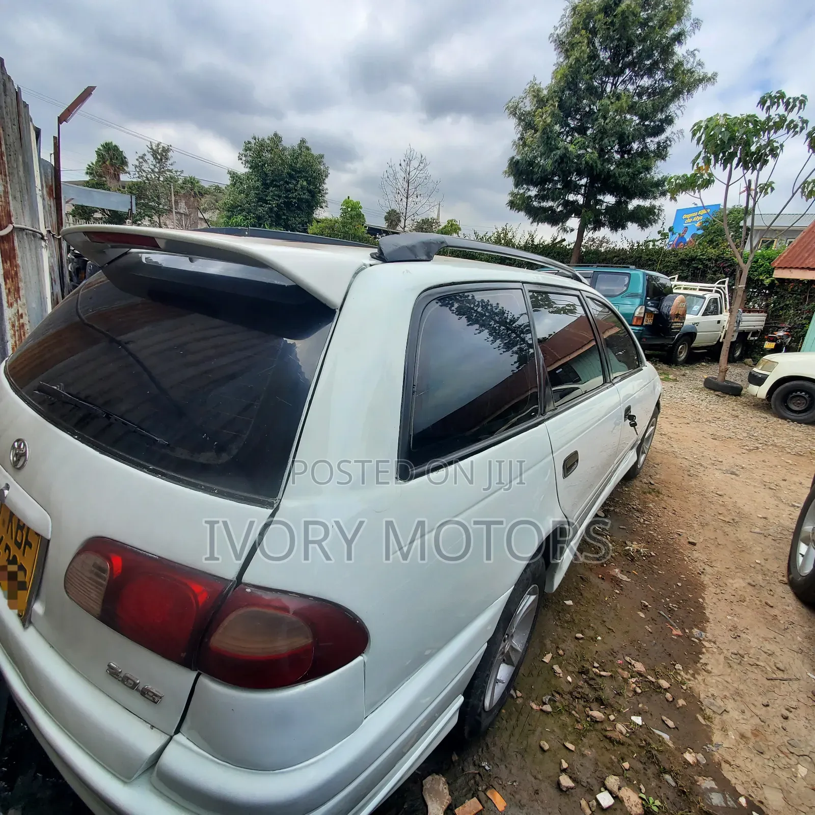 Toyota Caldina 2003 White