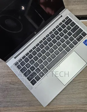 Laptop HP EliteBook 830 G8 16GB Intel Core I7 SSD 256GB