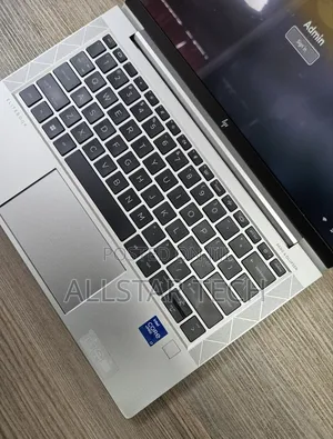 Laptop HP EliteBook 830 G8 16GB Intel Core I7 SSD 256GB