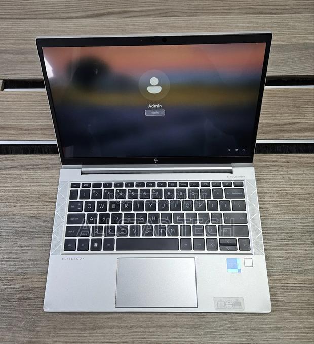 Laptop HP EliteBook 830 G8 16GB Intel Core I7 SSD 256GB - thumbnail 4