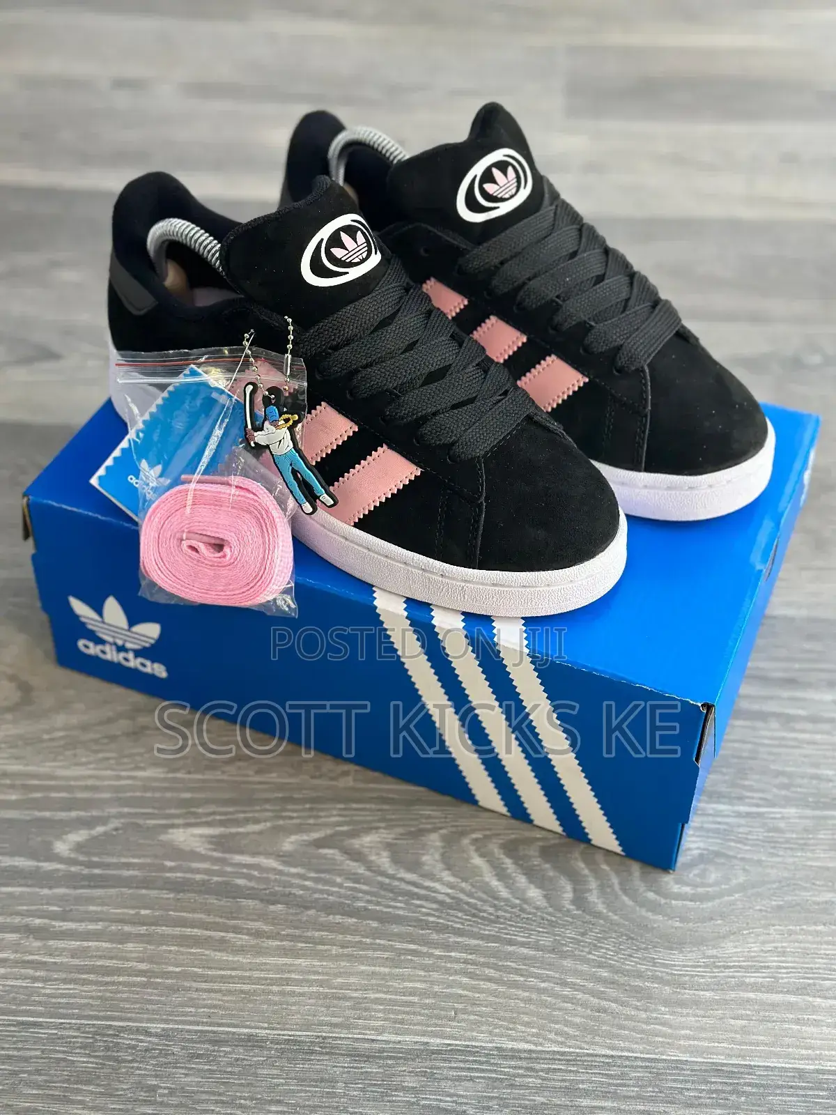 Adidas Campus
