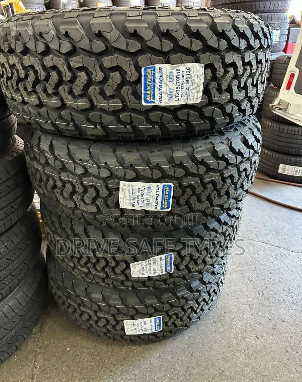 27570 R18 Brand New Maxtrektyre