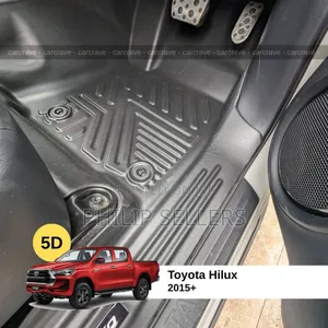 Hilux With Premium 5d Tpe Floor Mats Designed F