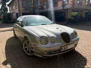 Jaguar S-Type 4.0L V8 2001 Silver