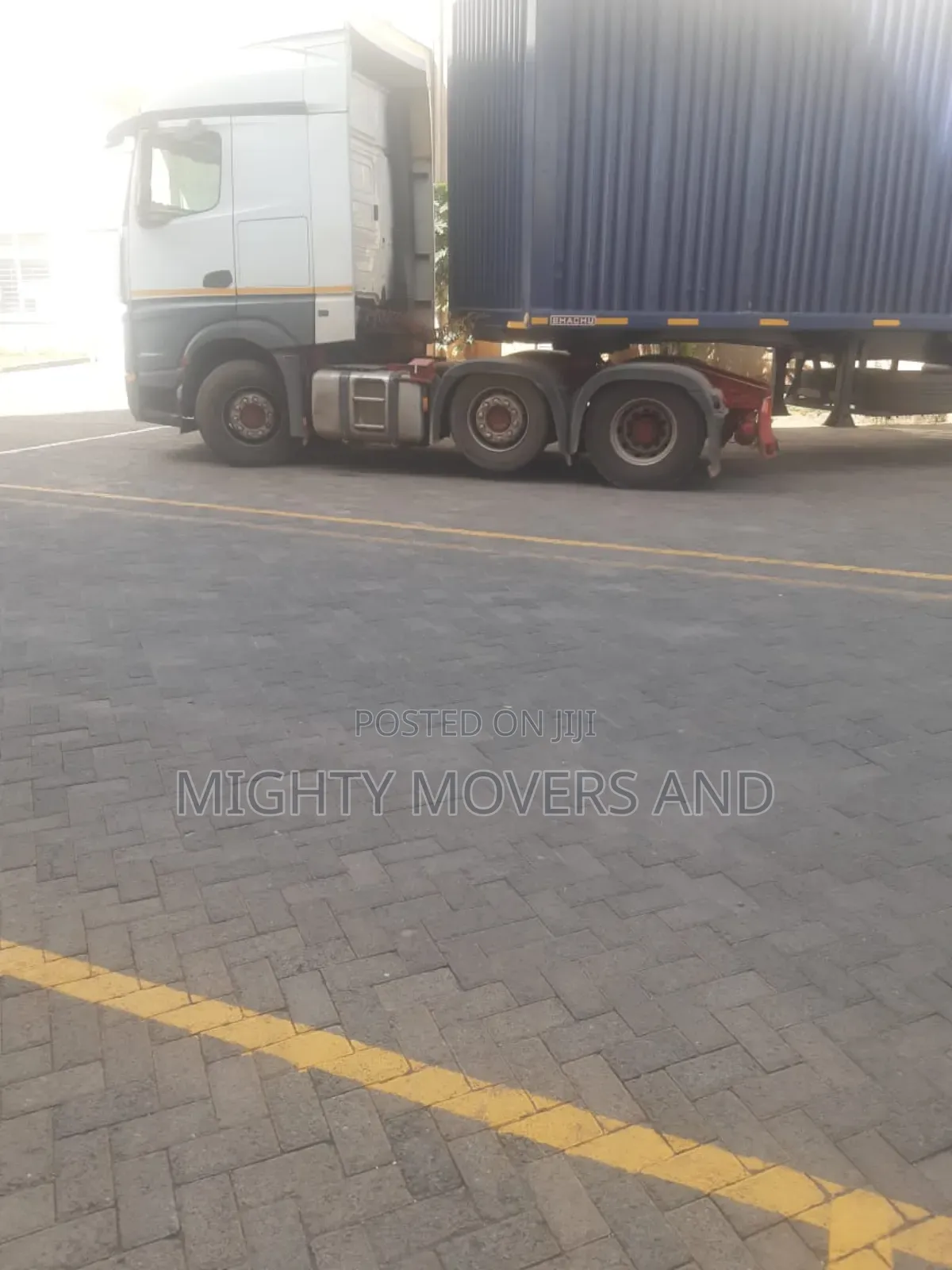 Transit Trailers for Cargo Delivery Are Readily Accessible