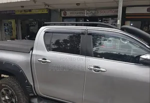 Toyota Hilux Quality Roof Rails
