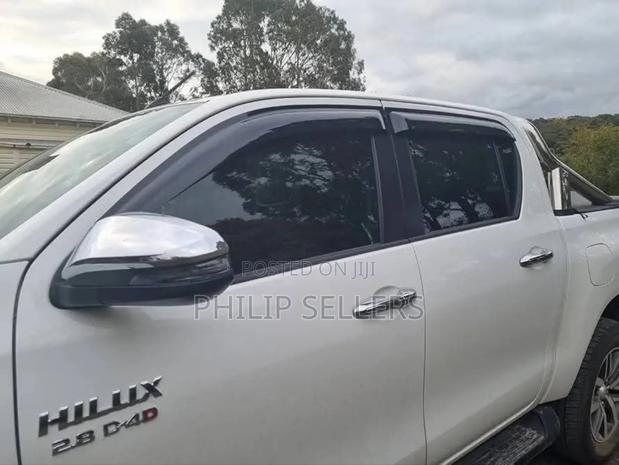 Windbreakers for Toyota Hilux Vigo. Perfect Fit