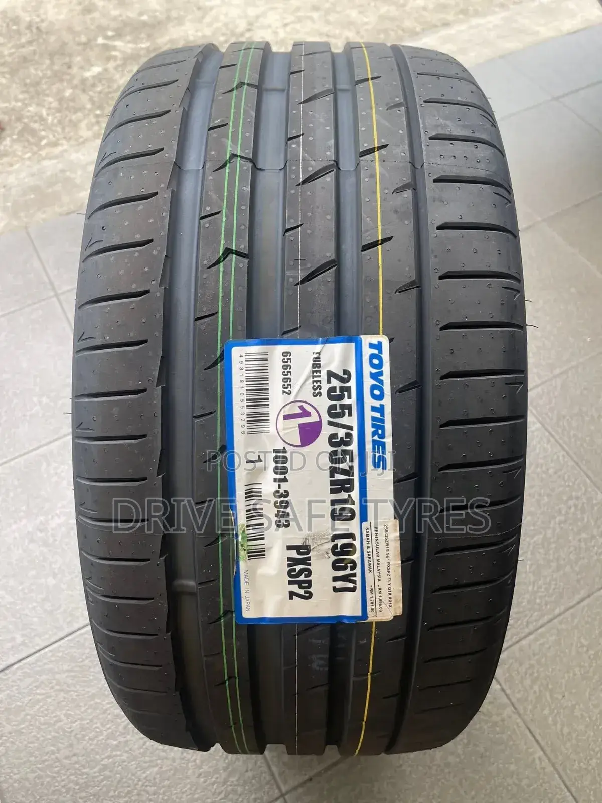 255/35 R19 Toyo Tyre Brand New