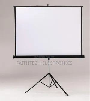 Professional Tripod Projector Screen – 96"By 96"