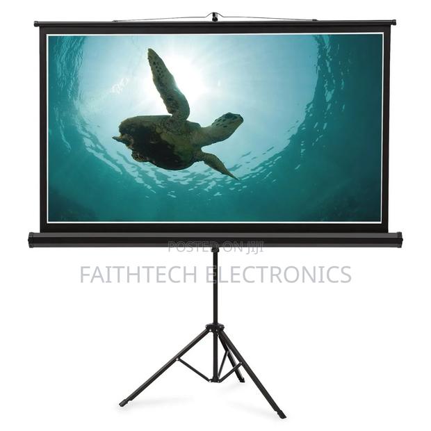 Universal Tripod Screen Compatible With All Projectors