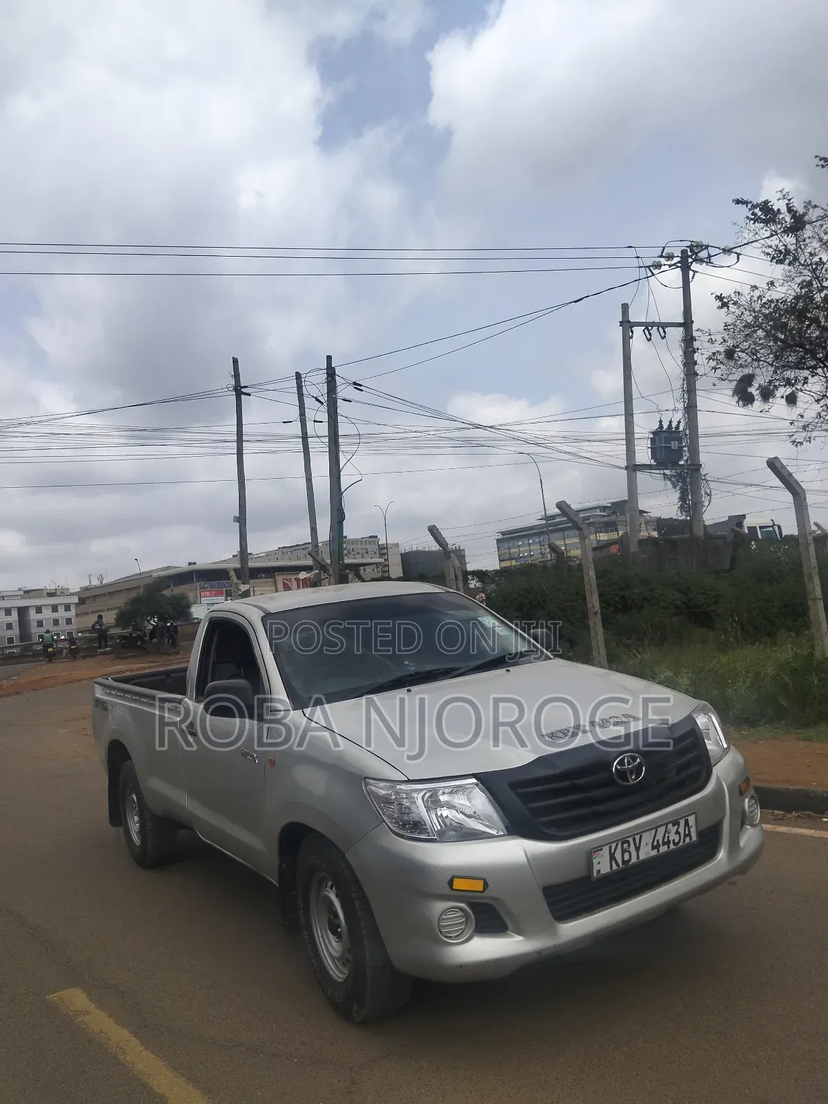 Toyota Hilux SR5 2013 Silver