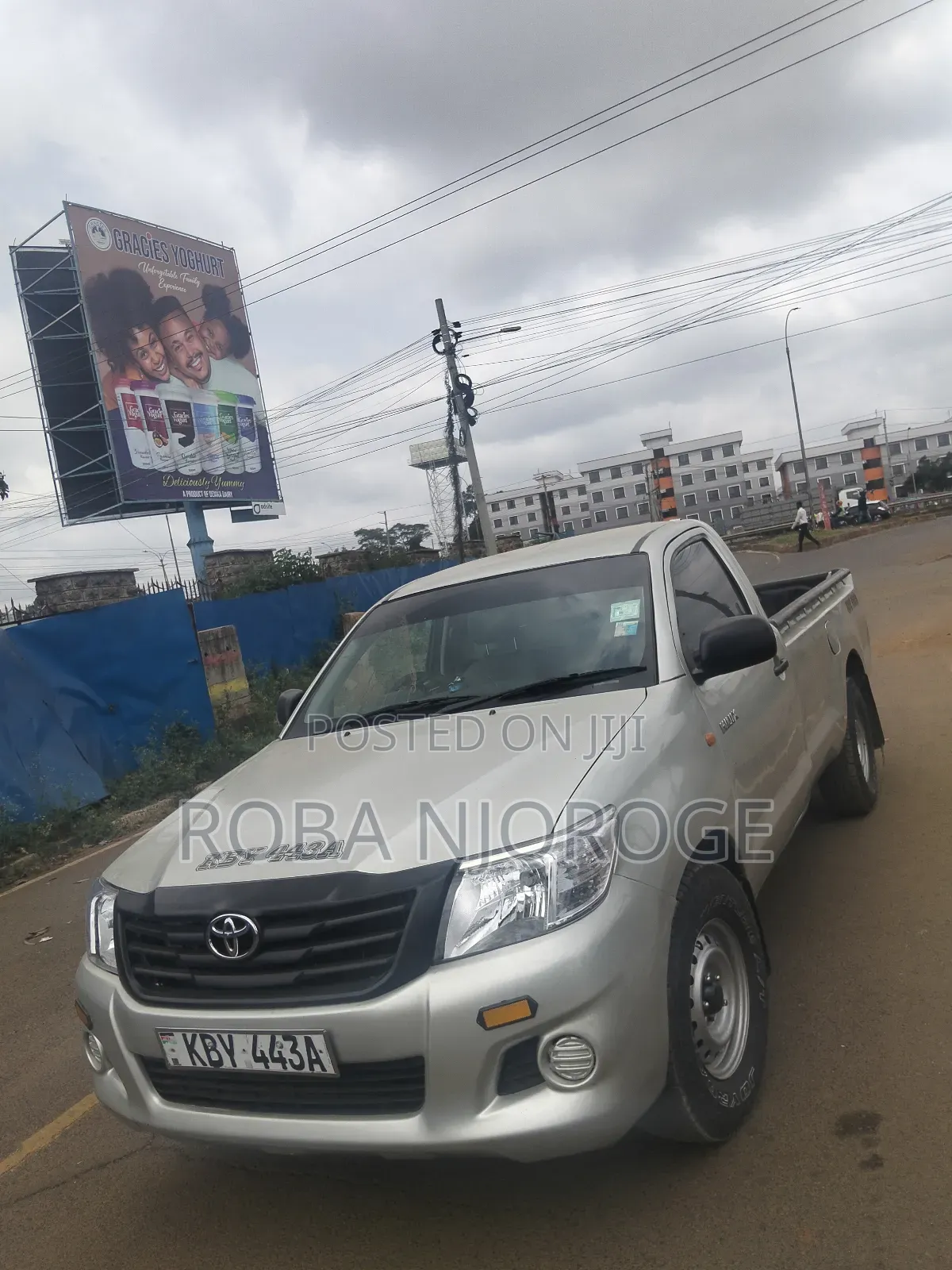 Toyota Hilux SR5 2013 Silver