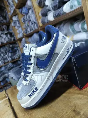 Nike Airforce 1 "The North Face"