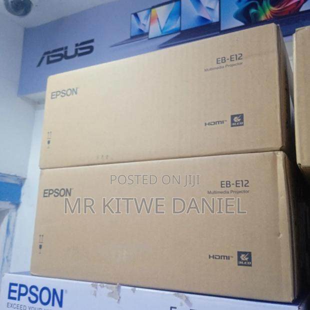 Epson Eb-E12 Xga 3lcd 3600 Lumens Projector - thumbnail 2