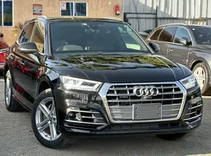 Audi Q5 2.0T Tech Premium AWD quattro 2018 Black
