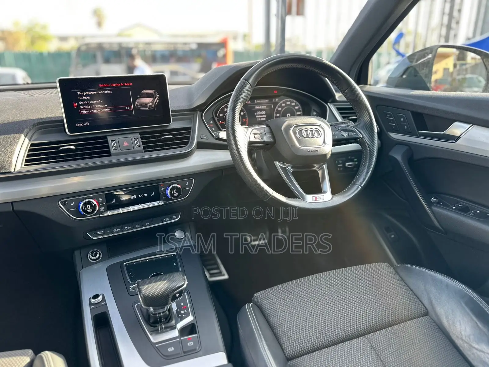 Audi Q5 2.0T Tech Premium AWD quattro 2018 Black