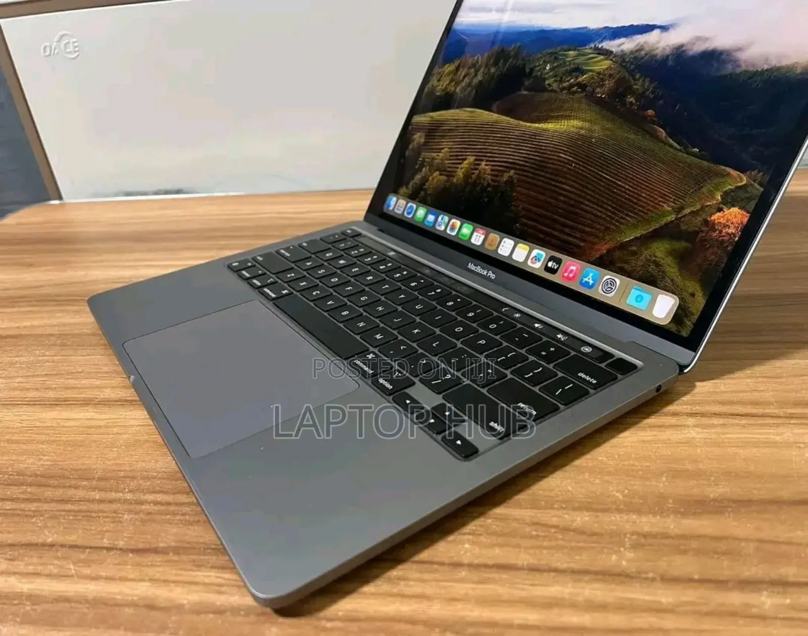 Laptop Apple MacBook Pro 2020 M1 8GB Apple M1 Pro SSD 256GB