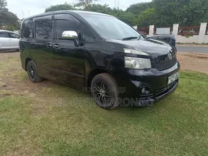 Toyota Voxy 2010 Black