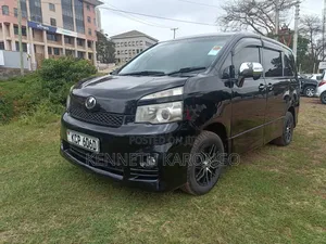 Toyota Voxy 2010 Black