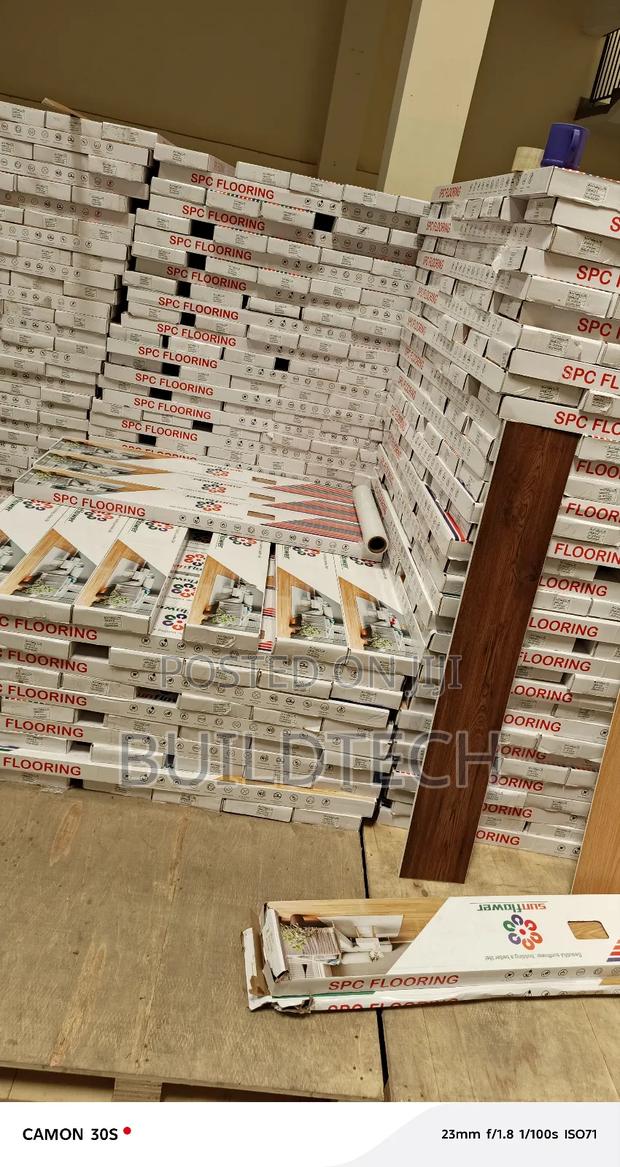 Best Quality 5mm Waterproof SPC Flooring - thumbnail 3