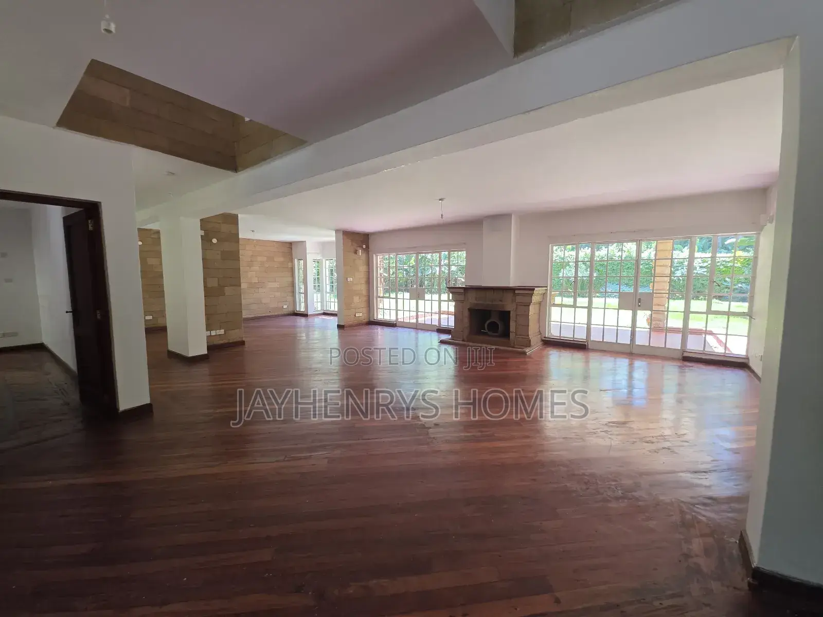 5bdrm House in Rosslyn for rent