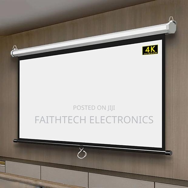 Manual Projector Screen – 180cm by 180cm