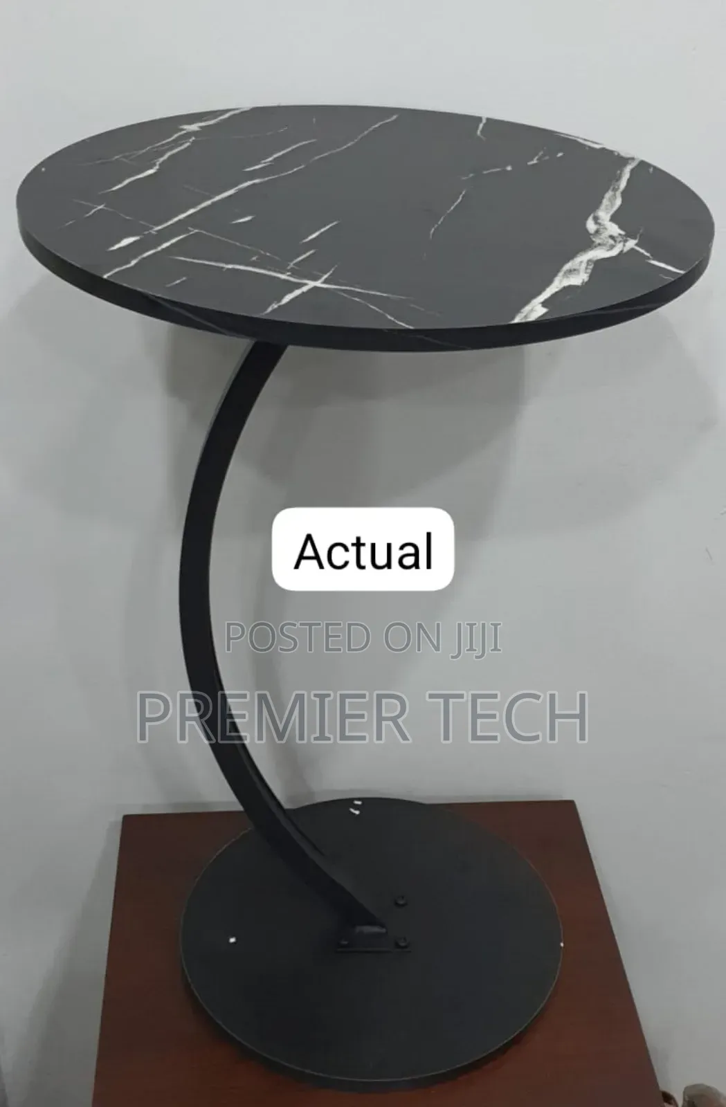 Round Side Table (Size Diameter 30cm Base 40cm Top Height 60cm )
