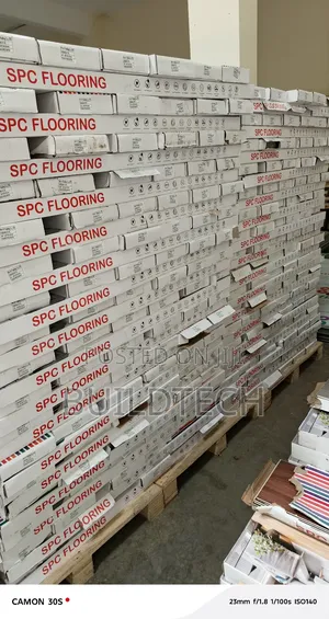 Heavy Duty 5mm SPC Flooring- Long Lasting