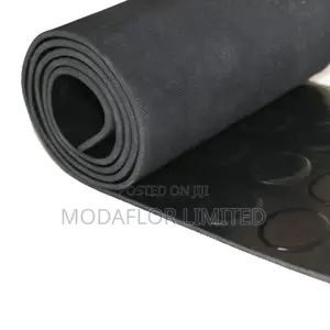 Heavy-Duty Coin Mat – Clean Car Interior Made Easy