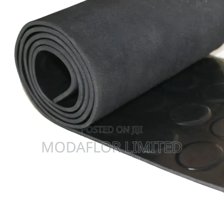 Heavy-Duty Coin Mat – Clean Car Interior Made Easy