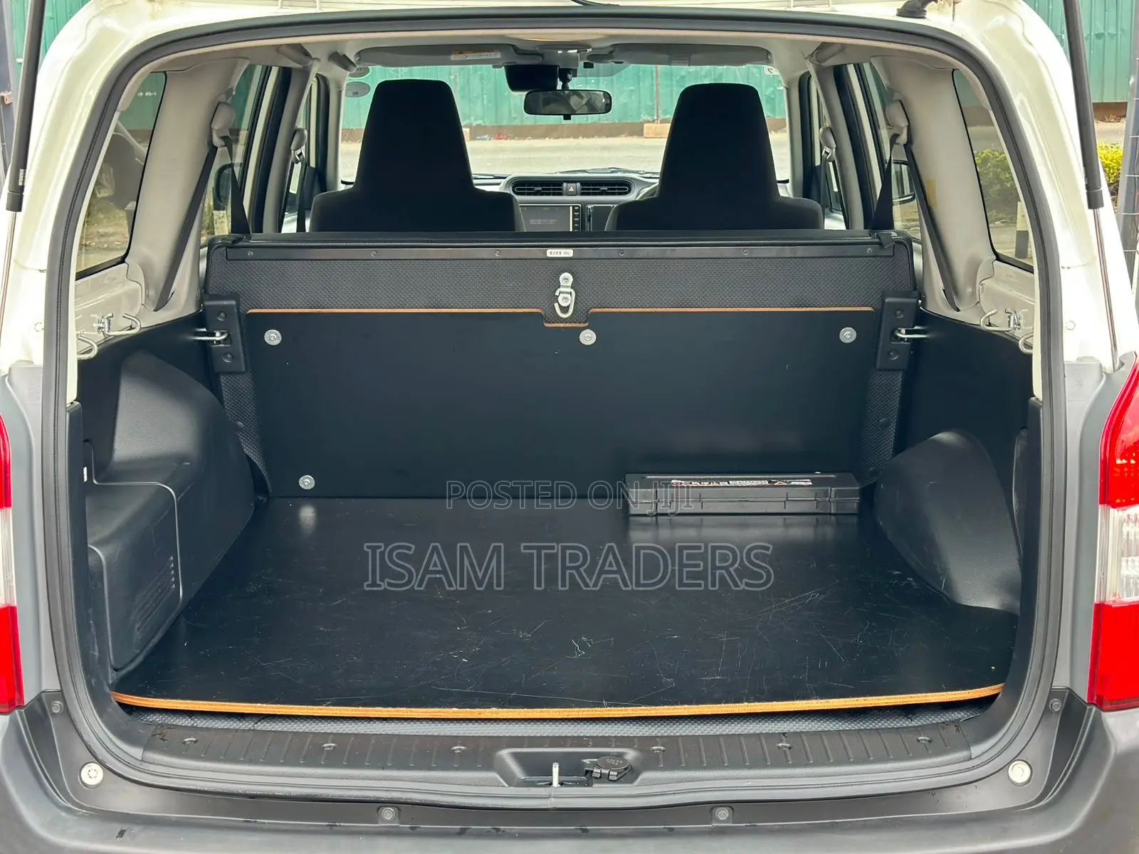 Toyota Probox 1.5 Hybrid GL 2020 White