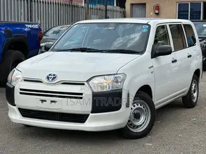 Toyota Probox 1.5 Hybrid GL 2020 White