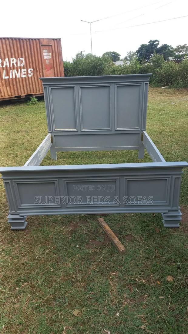 New Look Modern Feel Hardwood Bed 5x6 - main view