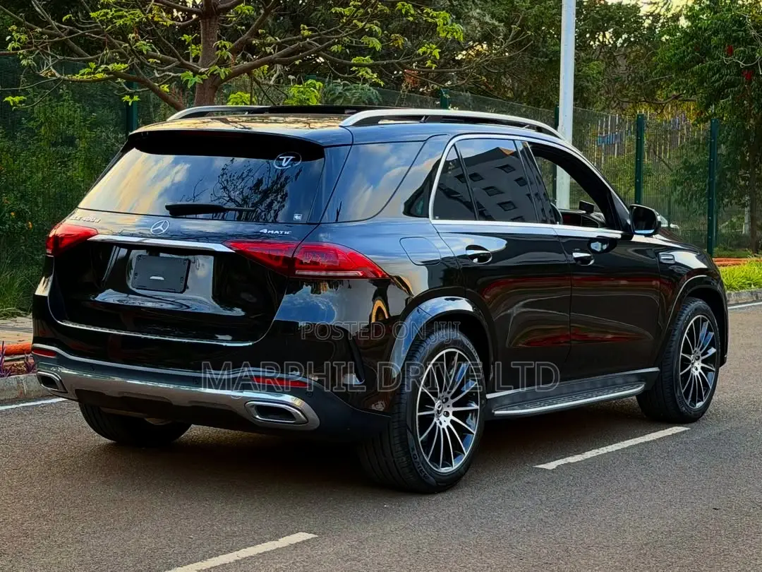 Mercedes-Benz GLE-Class GLE 400d 4MATIC 2019 Black