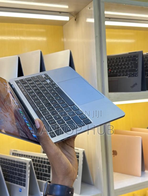 Laptop Apple MacBook Pro 2020 32GB Intel Core i7 SSD 512GB - thumbnail 2