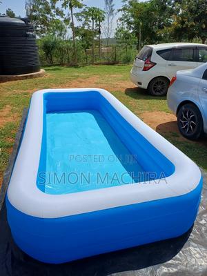 4m Inflatable Swimming Pool With Electric Pump - main view
