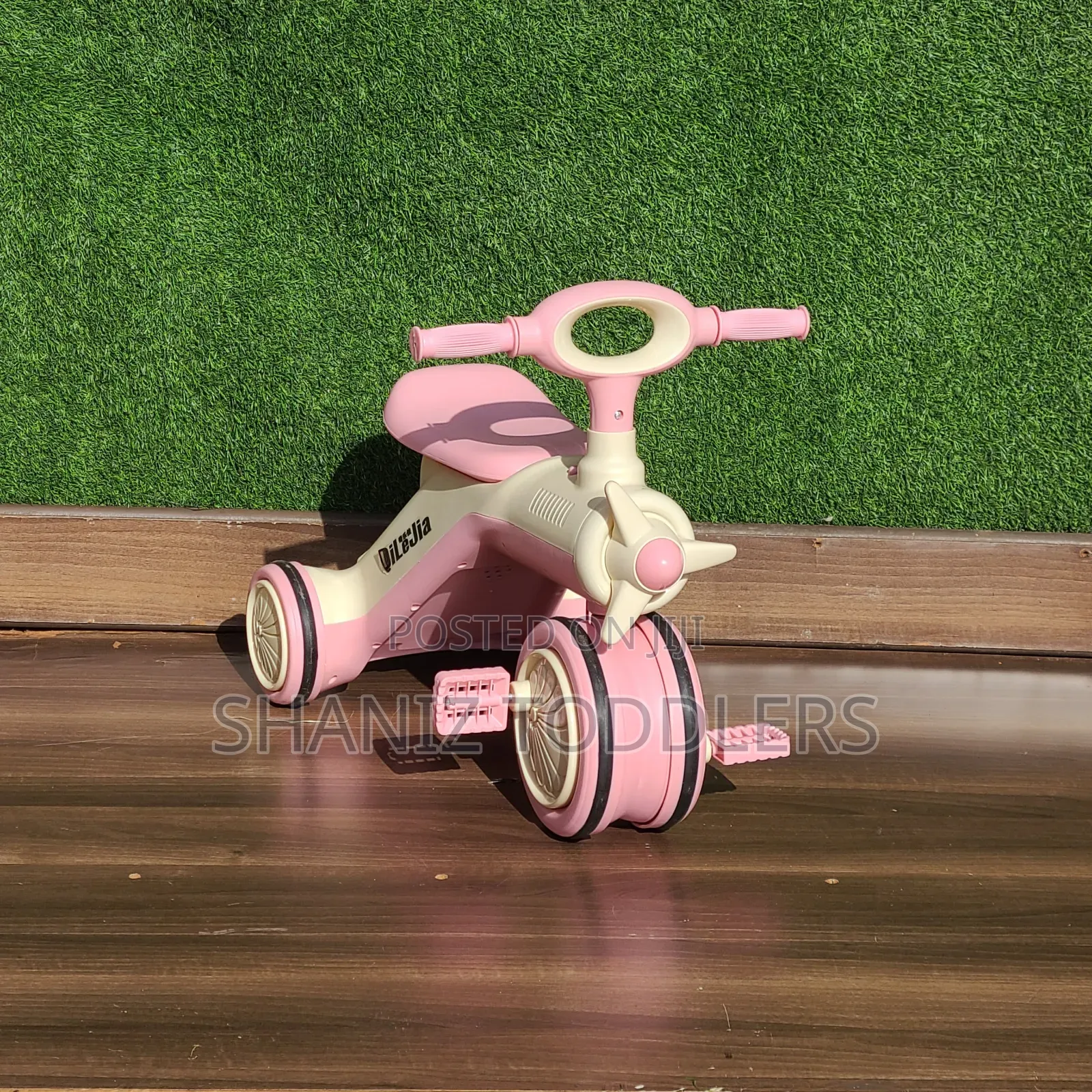 Pink / Beige Kids Tricycles