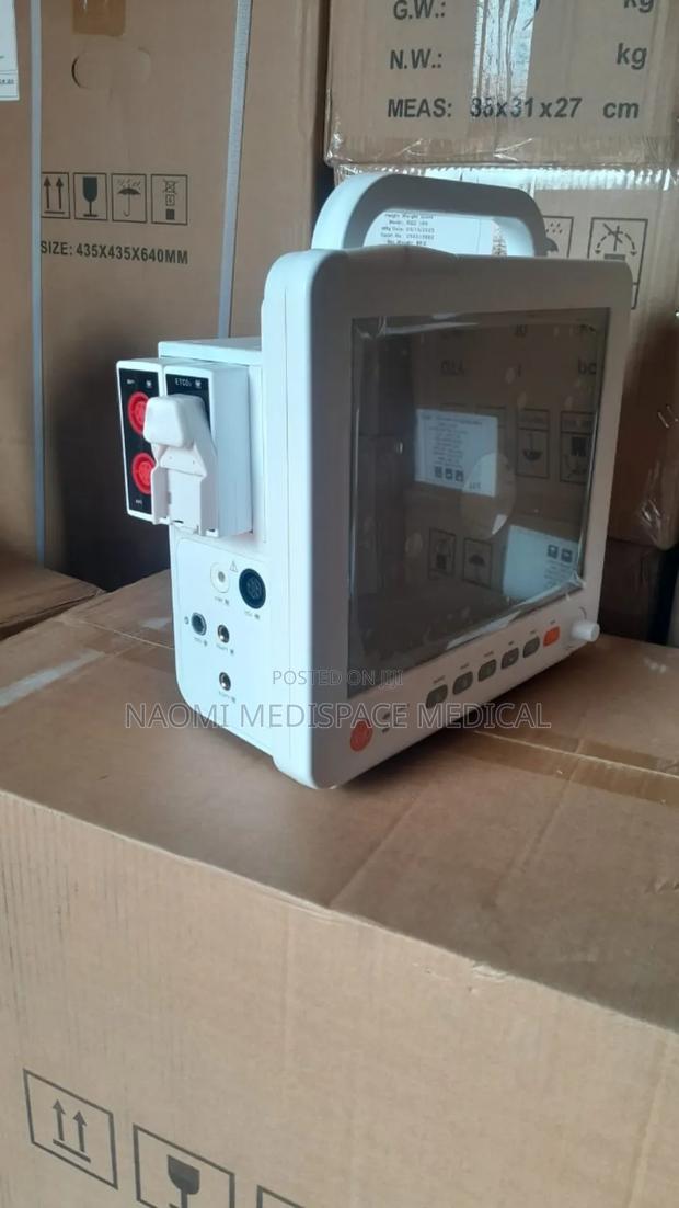 7 Parameters Patient Monitor - thumbnail 2