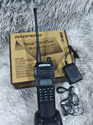 Uv82 8w Walkie Talkie With Dual-Band for Extended Communication Range