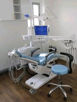Dental Chair - thumbnail 2