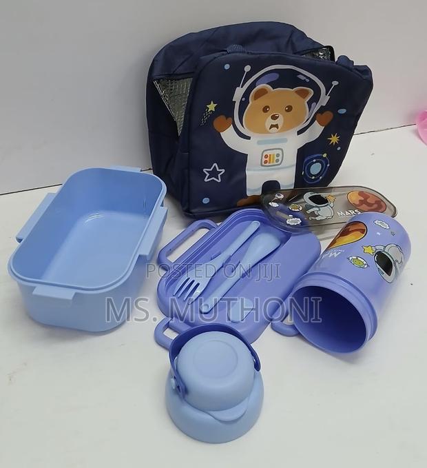 Kids Lunch Set With Insulated Bag* - thumbnail 2