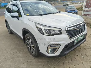 Subaru Forester 2.5i Premium AWD 2018 White