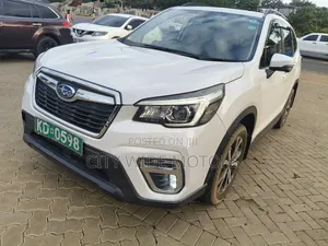 Subaru Forester 2.5i Premium AWD 2018 White