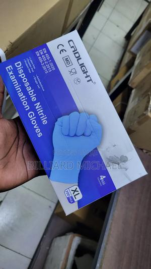 Nitrile Gloves - thumbnail 2