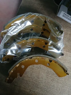 Daihatsu Mira Allparts Rear Brake Lining Bs-.