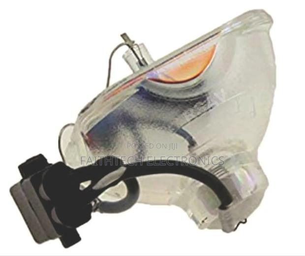 High-brightness Projector Lamp Available