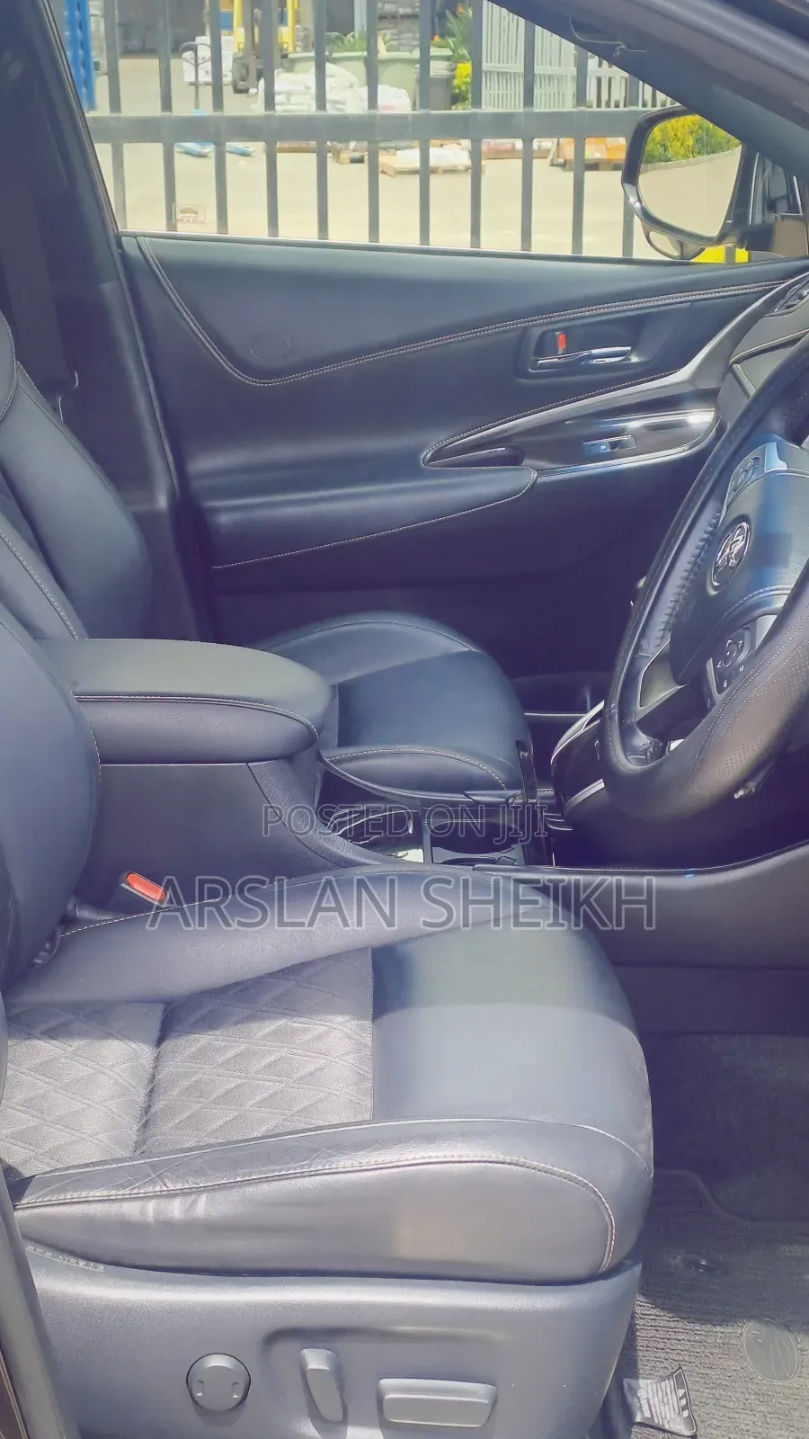 Toyota Harrier 2019