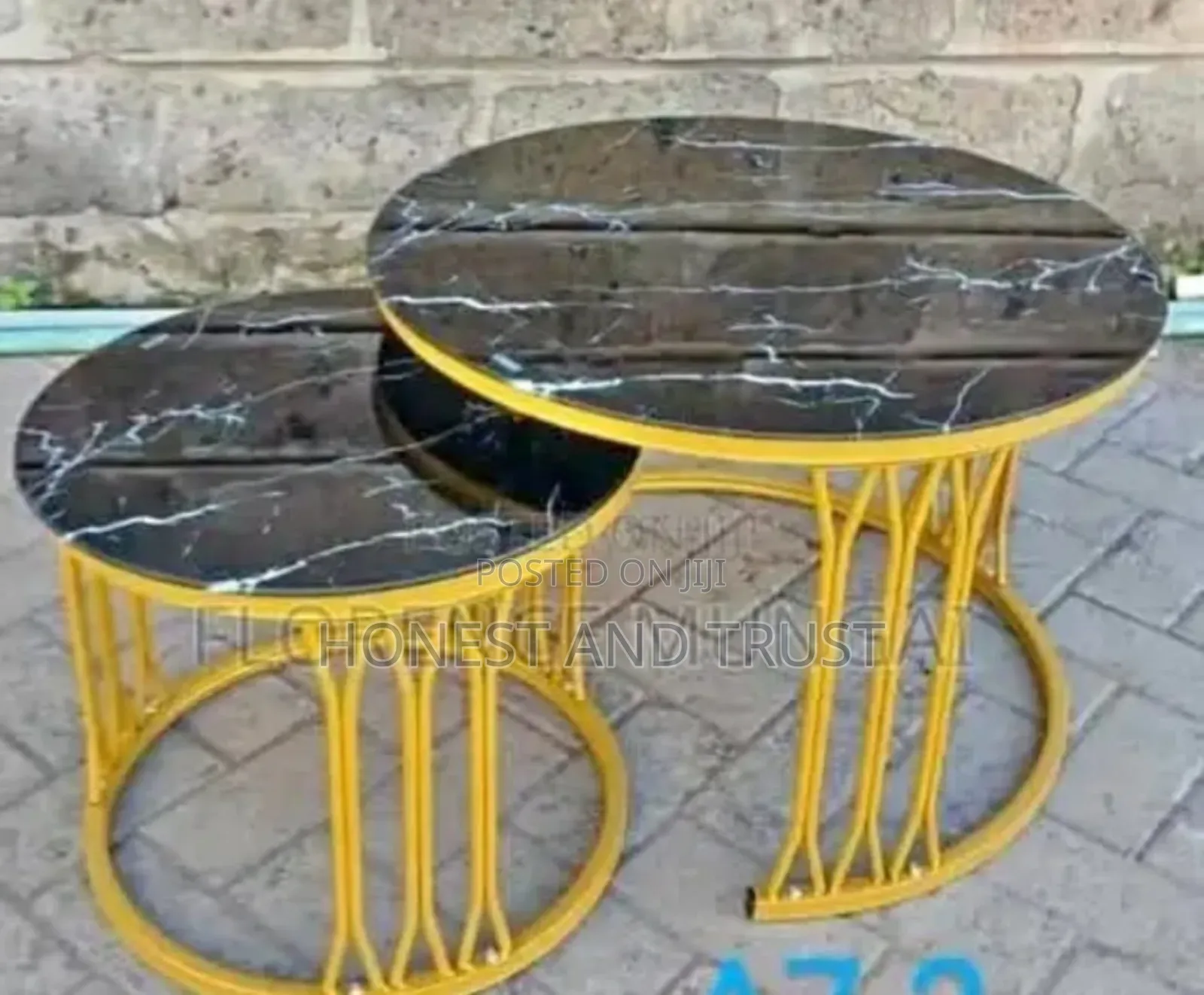 Luxurious Nesting Coffee Table