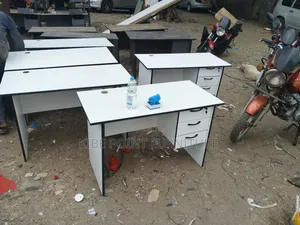 Office Desk (Colour of You Choice)