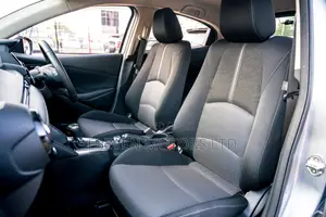 Mazda Demio 2018 Silver
